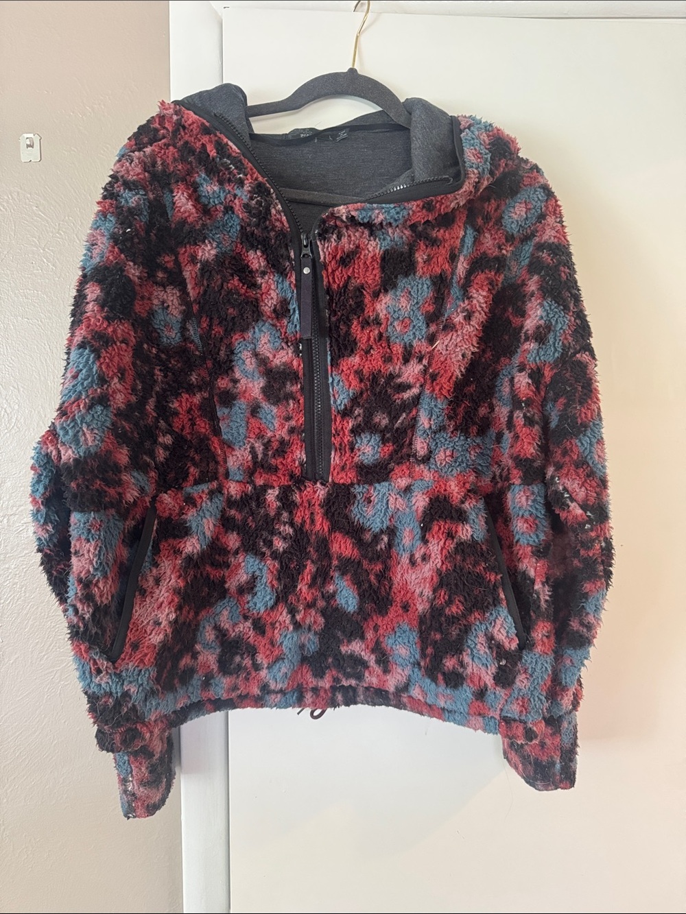 PrAna Women’s Sherpa Fleece Hooded Pullover 1/2 Zip Pink Maroon Blue Sz L